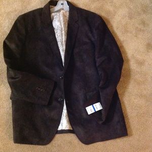 NWT. Never worn very nice coat